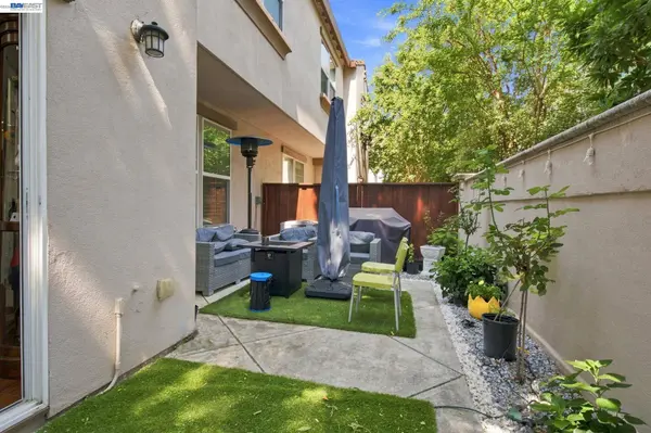44 S Alonsa Ln, Mountain House, CA 95391