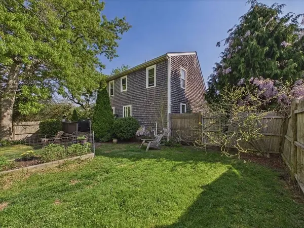 139 South St, Plymouth, MA 02360
