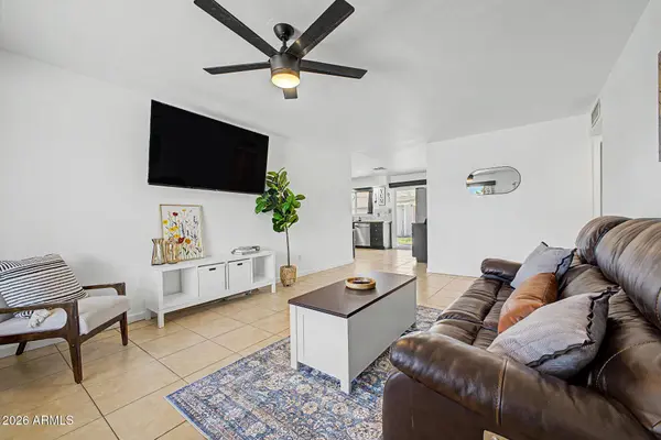 1606 W ALAMO Drive, Chandler, AZ 85224