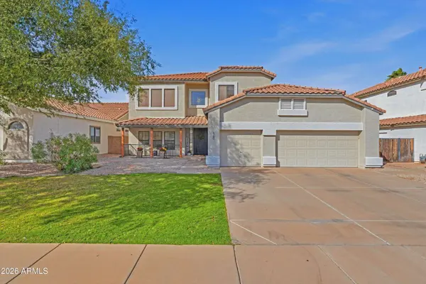 560 E BETSY Lane