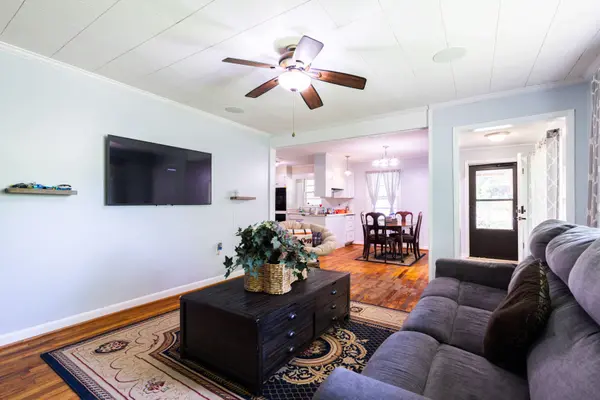2501 Pineknoll St, Opelika, AL 36804-7529