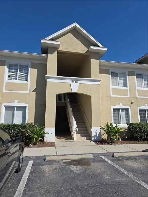 6446 CYPRESSDALE DR #102