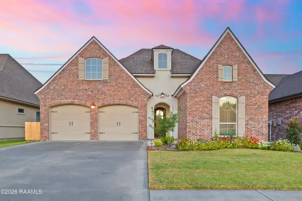 111 San Sebastian DR, Youngsville, LA 70592