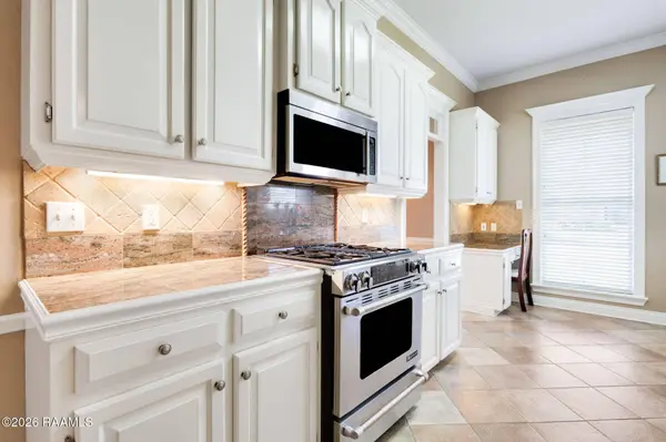702 Terrell CT, New Iberia, LA 70563