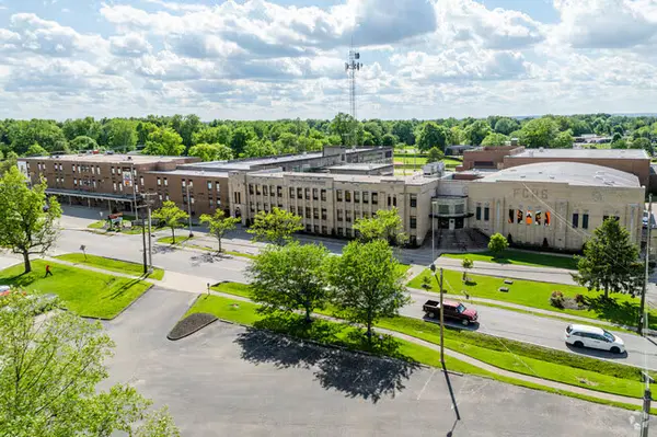 fern-creek-traditional-high-school-louisville-ky-2-schoolphoto