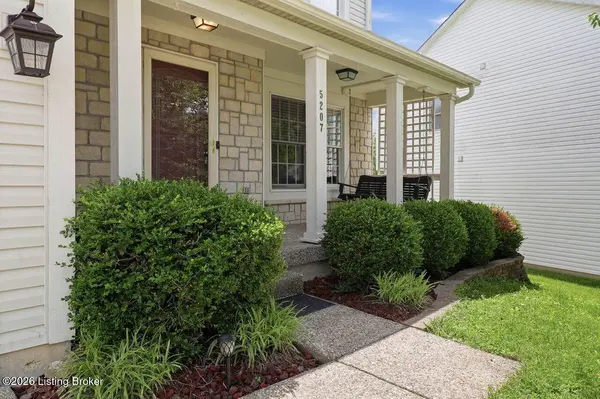 5207 Rainmaker Ct, Louisville, KY 40229