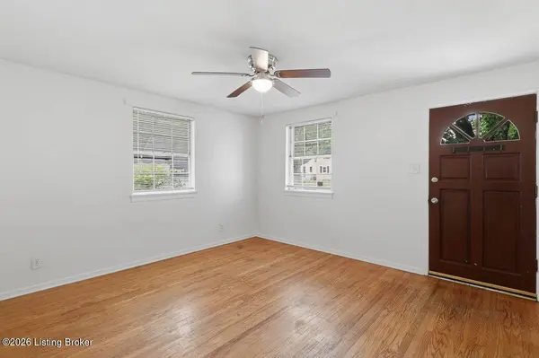 702 Compton St, Louisville, KY 40208