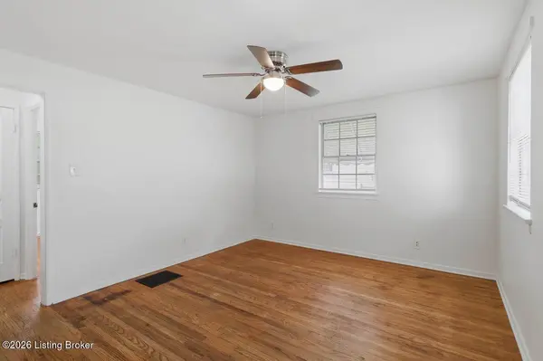 702 Compton St, Louisville, KY 40208