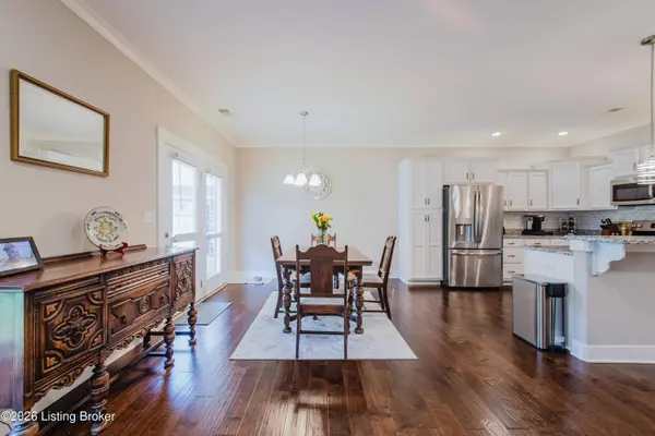 6506 Villa Spring Dr, Louisville, KY 40291