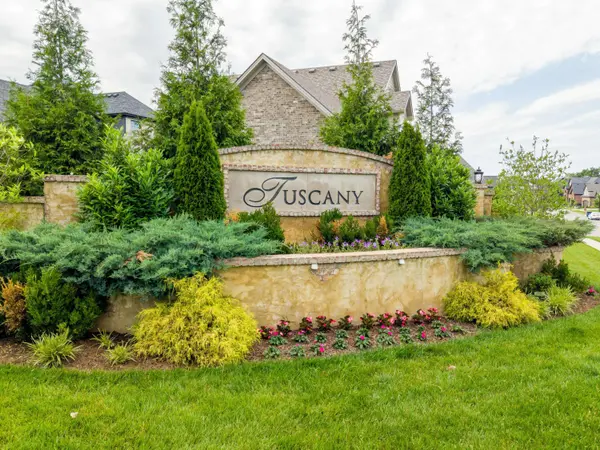 2605 Lucca Place, Lexington, KY 40509