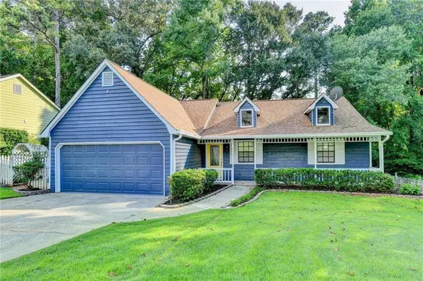 1122 Realm LN, Lawrenceville, GA 30044