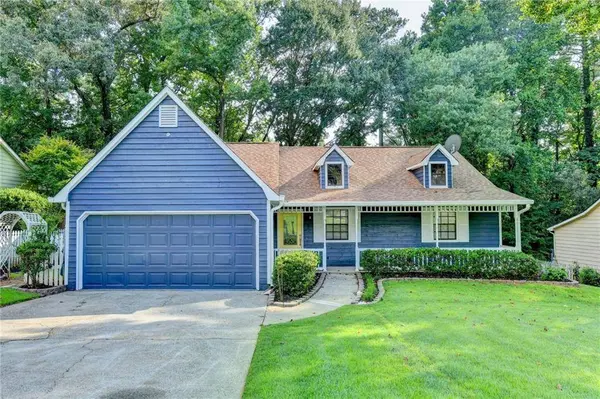 1122 Realm LN