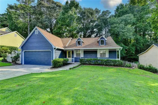 1122 Realm LN, Lawrenceville, GA 30044