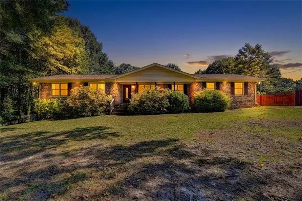 2926 Elizabeth LN
