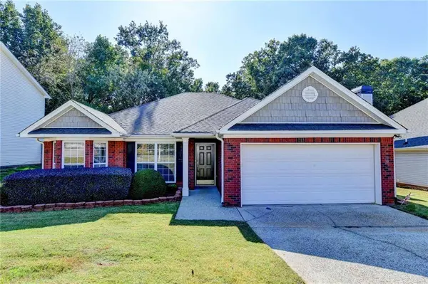 2068 Wildcat Cliffs LN, Lawrenceville, GA 30043