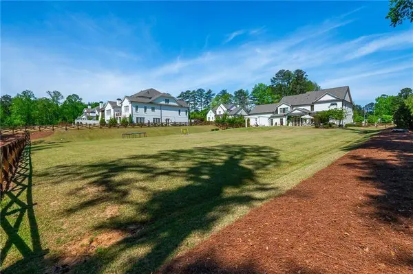 4184 Thompson Mill RD, Buford, GA 30519
