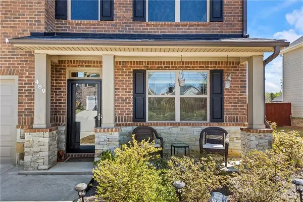 489 Azalea Bloom DR, Loganville, GA 30052