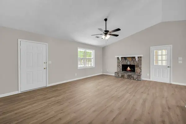 2848 Rocky Pointe WAY, Snellville, GA 30078
