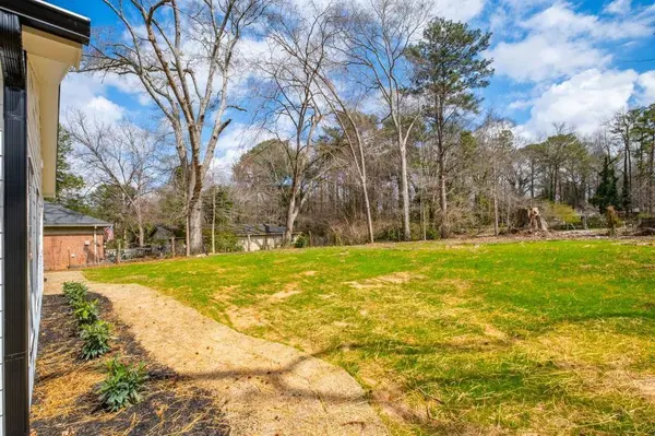 165 Strickland ST, Fairburn, GA 30213