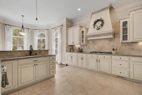 1161 Standard DR, Brookhaven, GA 30319