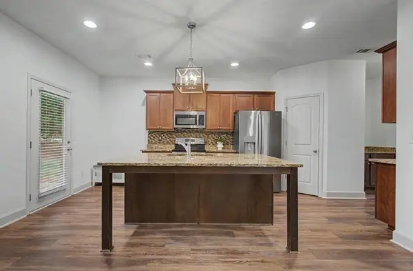 150 Merganser DR, Jefferson, GA 30549