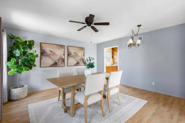 122 E Palomar ST, Chula Vista, CA 91911