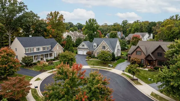feature image of What to Expect From Trust vs Probate Home Sales in Ellicott City, MD