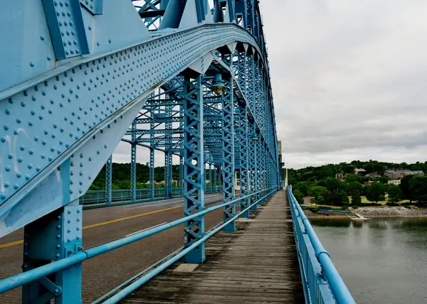 Buying a Home in Chattanooga? Start Here | ¿Pensando en Comprar Casa en Chattanooga? Empieza Aquí,Maria Lopez Tello