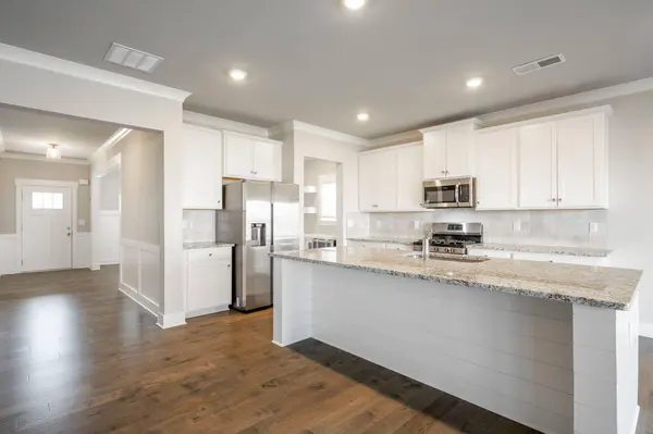 7401 Mcdaniel LN, Ooltewah, TN 37363