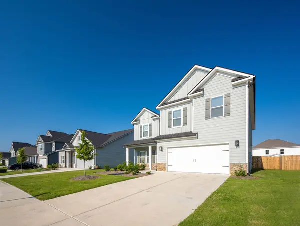 7401 Mcdaniel LN, Ooltewah, TN 37363