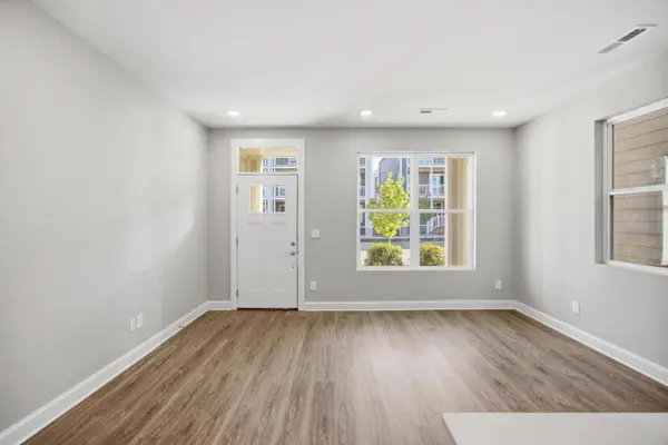 2303 19th ST, Chattanooga, TN 37404