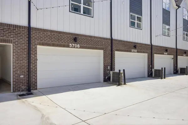 5706 Sofias CIR, Chattanooga, TN 37411
