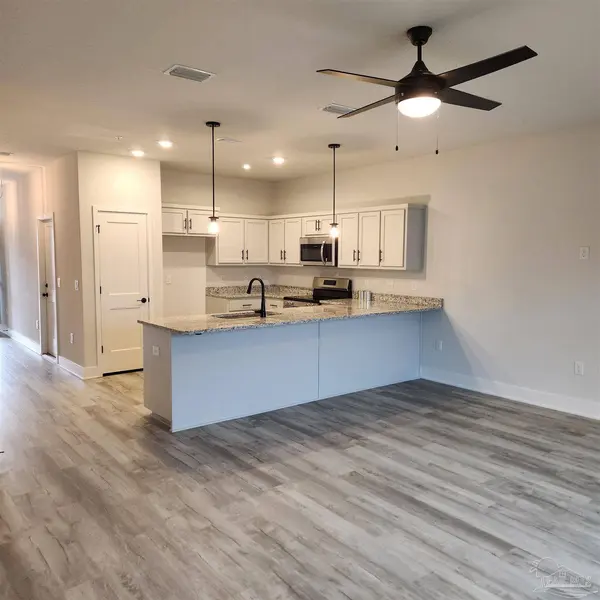 5514 Lexlee Blvd, Pensacola, FL 32526