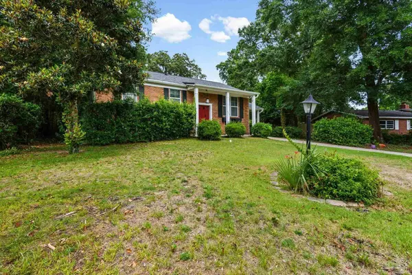 848 Ash Dr, Pensacola, FL 32503