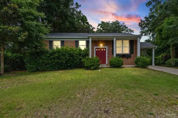 848 Ash Dr, Pensacola, FL 32503