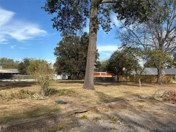 701 NE 4th ST, Wagoner, OK 74467