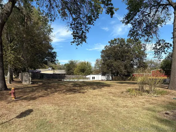 701 NE 4th ST, Wagoner, OK 74467