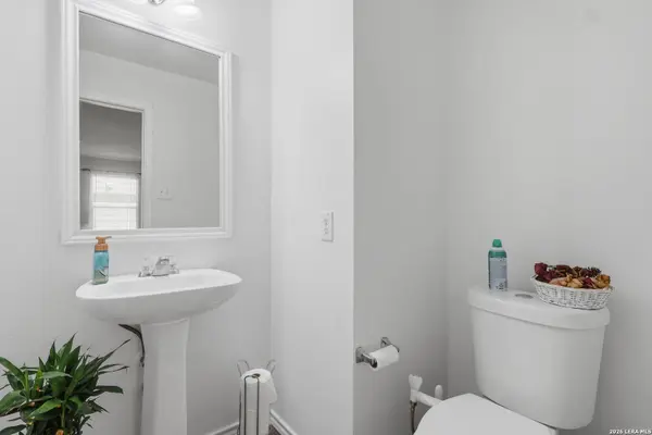 24715 MAGNOLIA FLS, San Antonio, TX 78261