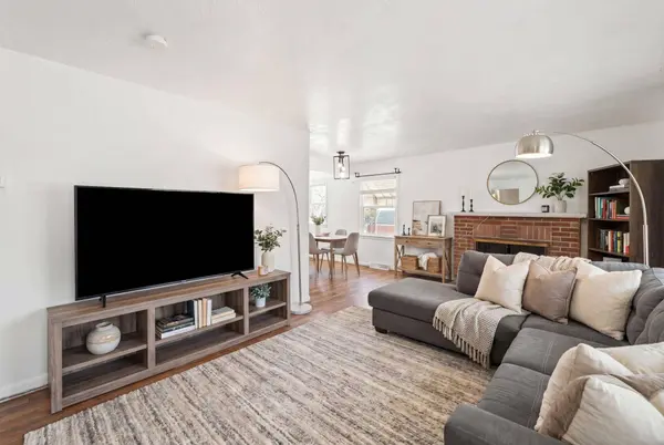 827 E Courtland Ave, Spokane, WA 99207