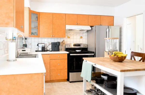 5006 Fulwell ST, Burnaby, BC V5G 1P2