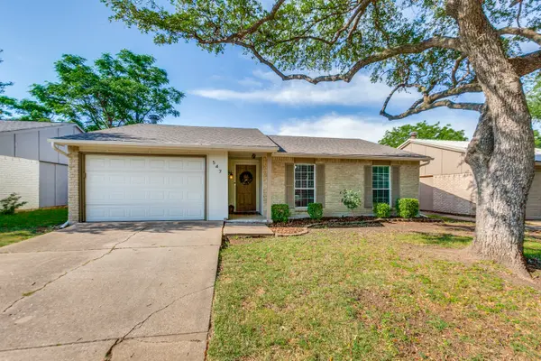547 Northridge Dr, Allen, TX 75002-4077