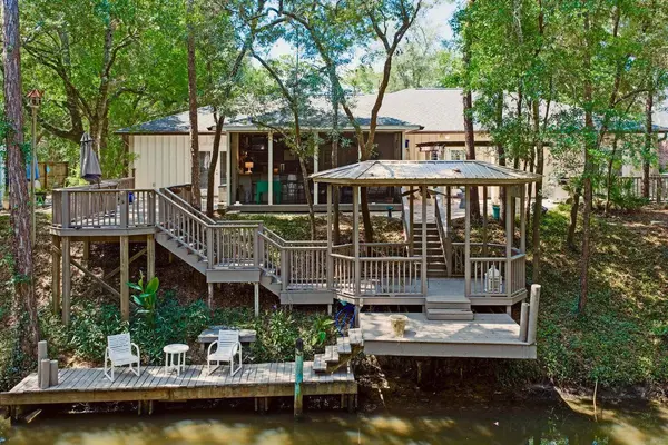 168 Nancy Claire LN, Santa Rosa Beach, FL 32459