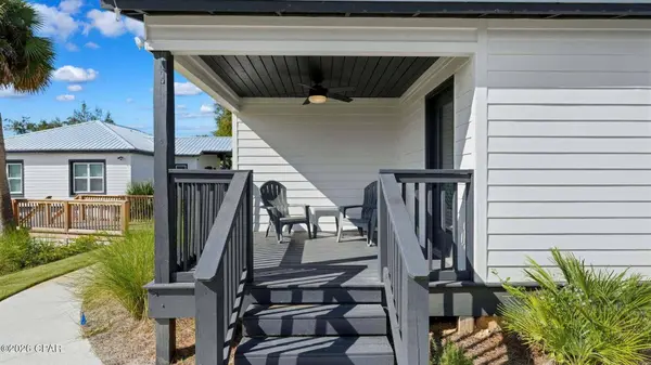405 Massalina DR, Panama City, FL 32401