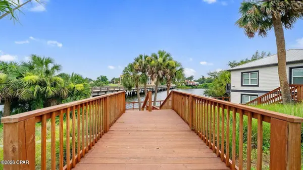 405 Massalina DR, Panama City, FL 32401