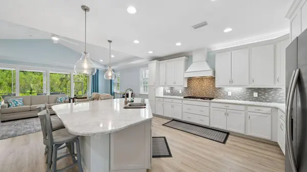 9314 Paradise DR, Panama City Beach, FL 32413