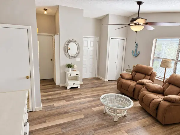 305 Petrel ST, Panama City Beach, FL 32413