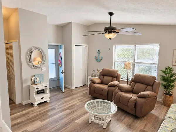 305 Petrel ST, Panama City Beach, FL 32413