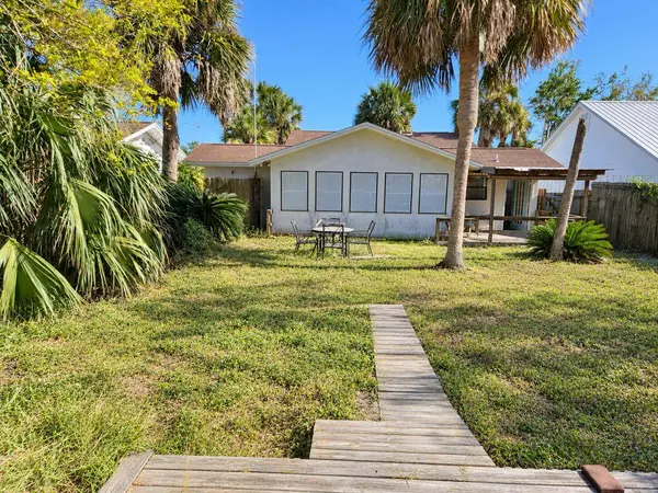 305 Petrel ST, Panama City Beach, FL 32413