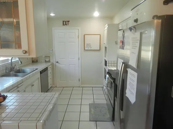 6117 rutland DR, Carmichael, CA 95608
