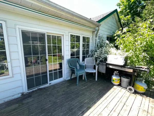 64 Marlatts Rd, Thorold, ON L2V 1N4